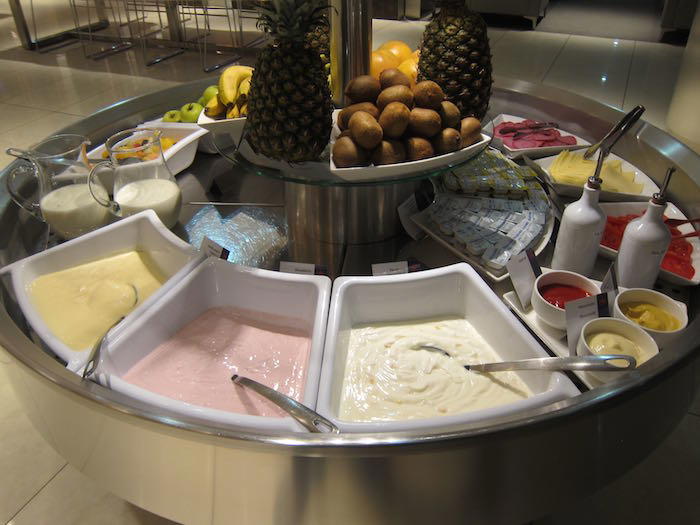 Air-Canada-Lounge-Frankfurt-20