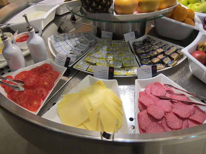 Air-Canada-Lounge-Frankfurt-22