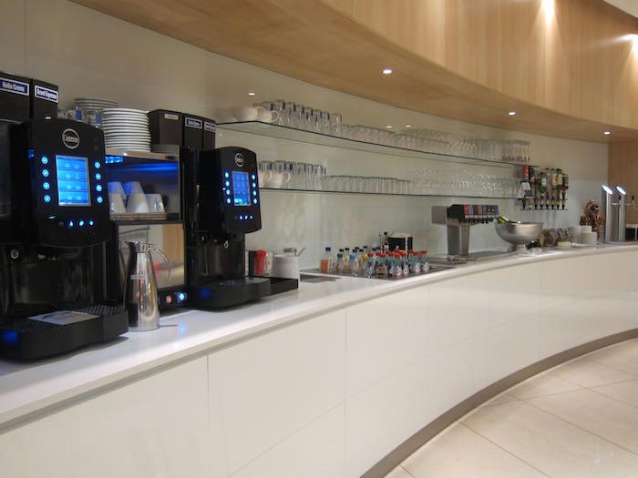 Air-Canada-Lounge-Frankfurt-26