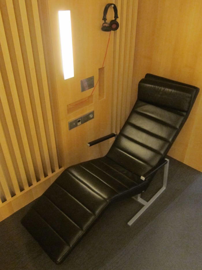 Air-Canada-Lounge-Frankfurt-32