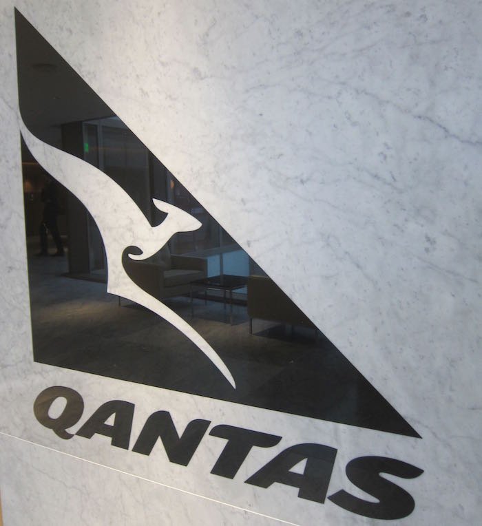Qantas-First-Lounge-LAX-03