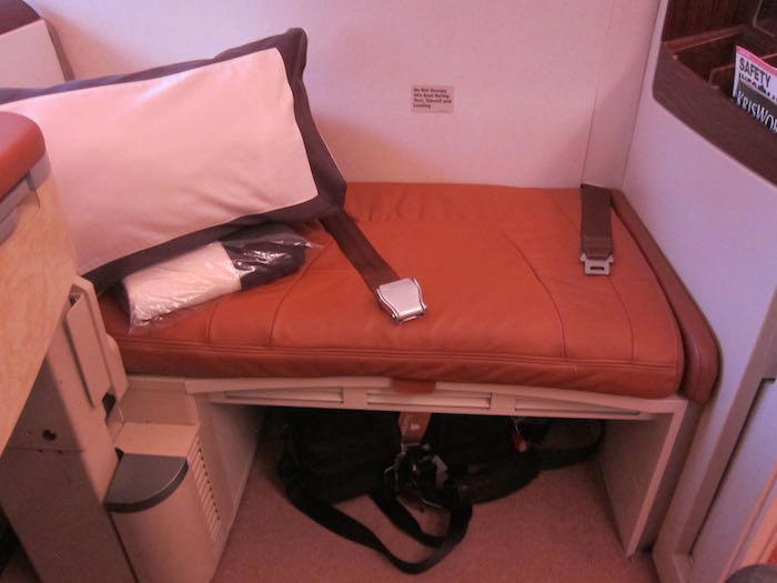 Singapore-Airlines-A380-Suites-07
