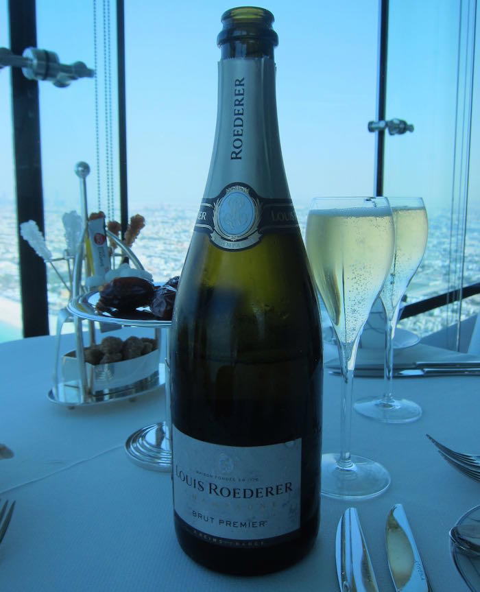 Burj-Al-Arab-Afternoon-Tea-18