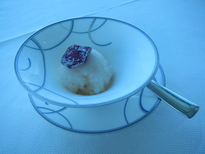 Burj-Al-Arab-Afternoon-Tea-41