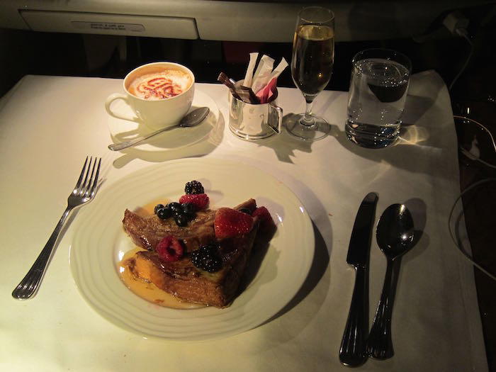Emirates-A380-First-Class-097
