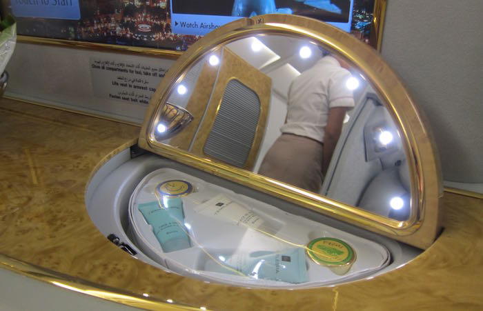 Emirates-First-Class-A380-Singapore-09