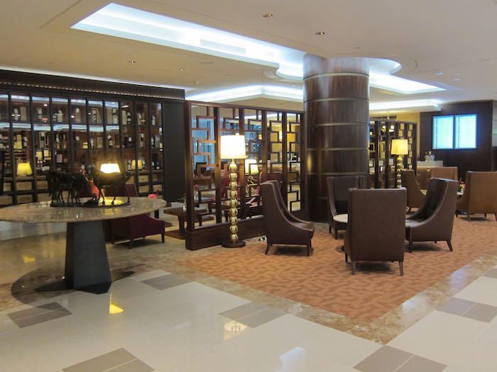 Emirates-First-Class-Lounge-Dubai-21
