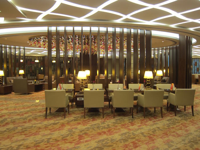 Emirates-First-Class-Lounge-Dubai-24