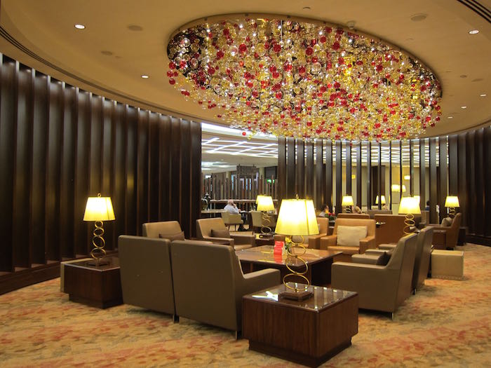 Emirates-First-Class-Lounge-Dubai-25