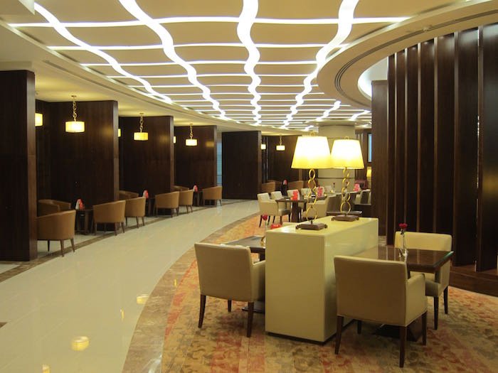 Emirates-First-Class-Lounge-Dubai-27