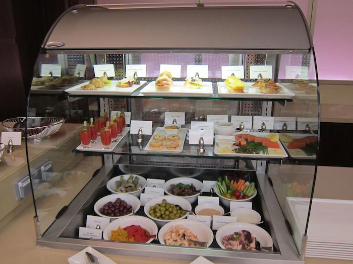 Emirates-First-Class-Lounge-Dubai-40