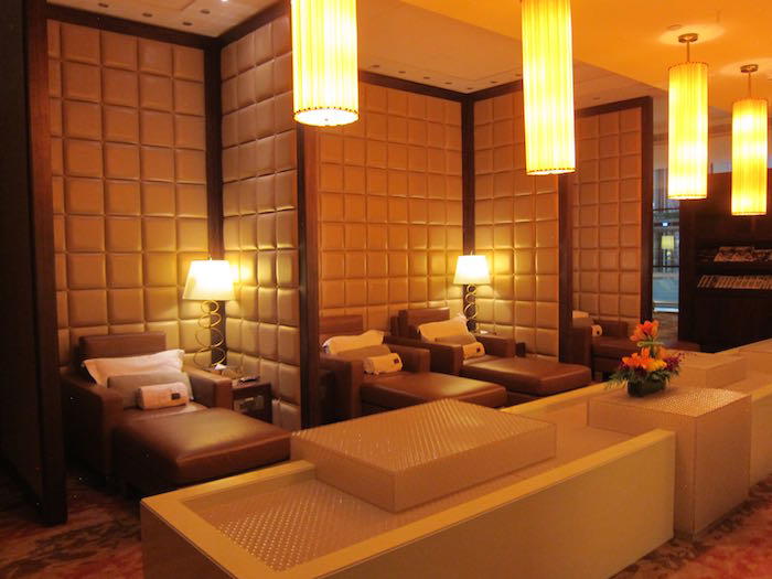 Emirates-First-Class-Lounge-Dubai-43