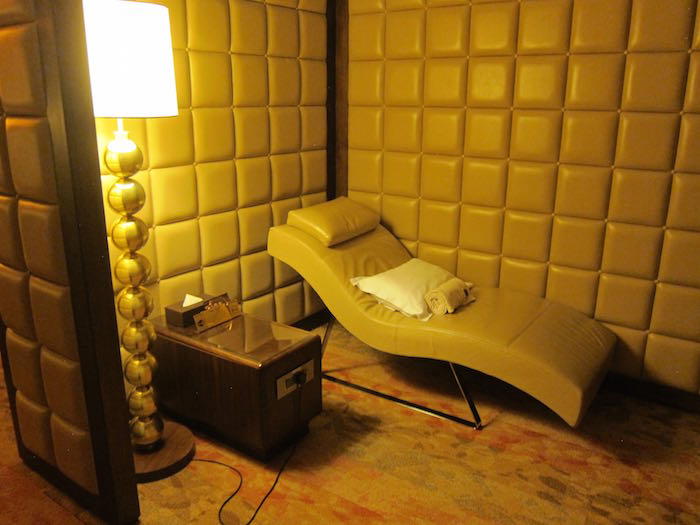 Emirates-First-Class-Lounge-Dubai-45