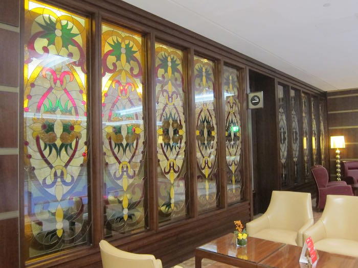 Emirates-First-Class-Lounge-Dubai-46
