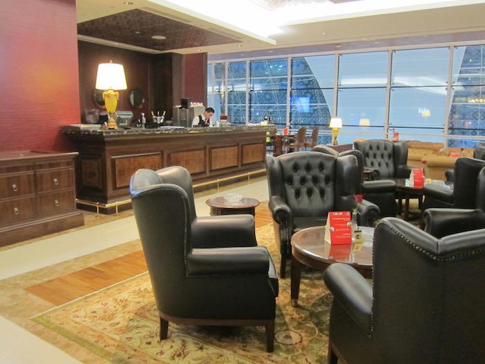 Emirates-First-Class-Lounge-Dubai-47
