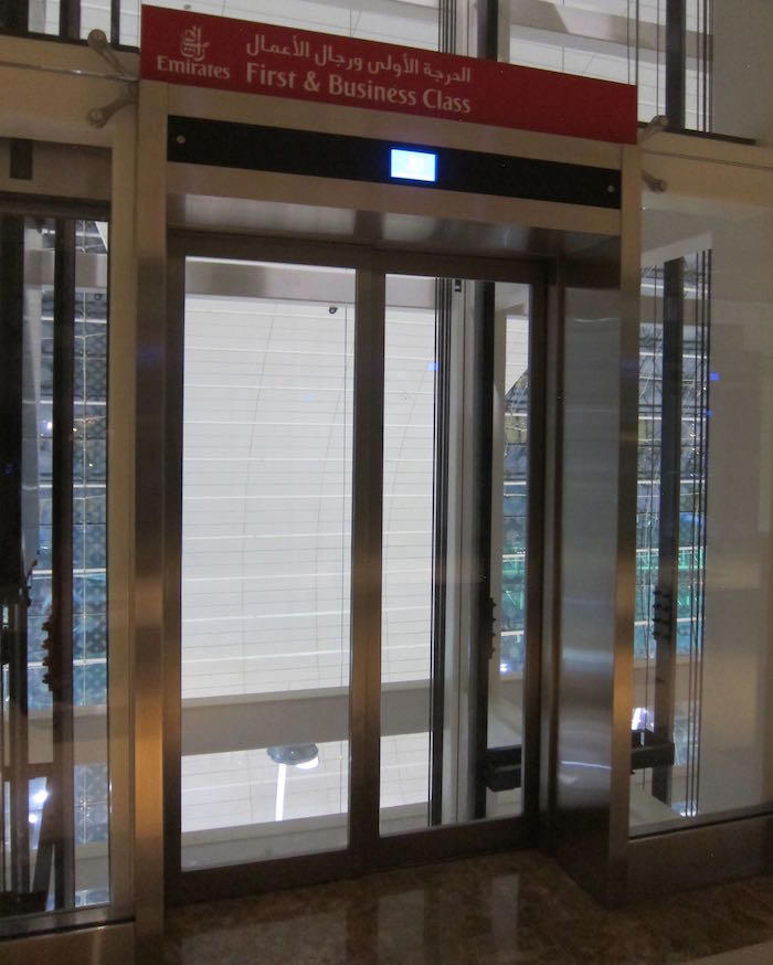 Emirates-First-Class-Lounge-Dubai-81