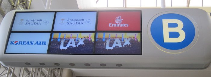 LAX-Checkin-Emirates