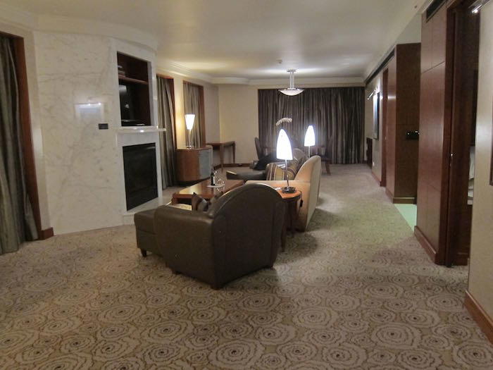 Park-Hyatt-Melbourne-Suite-12