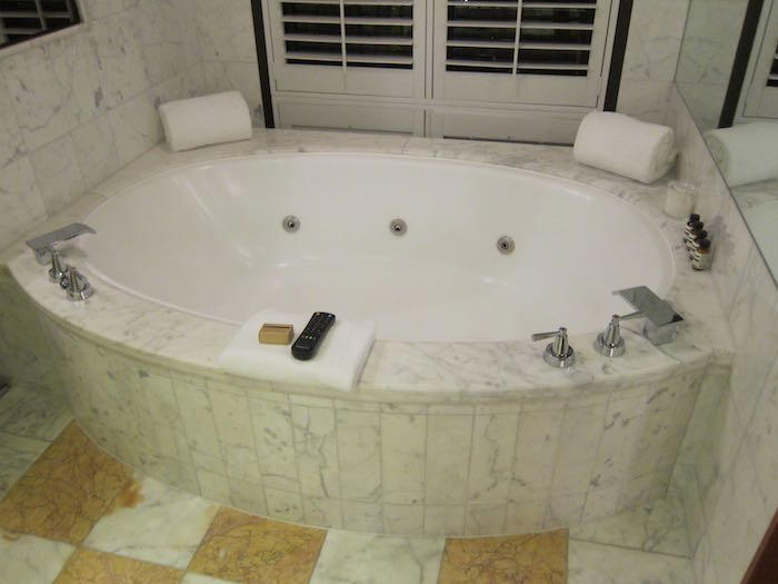 Park-Hyatt-Melbourne-Suite-26