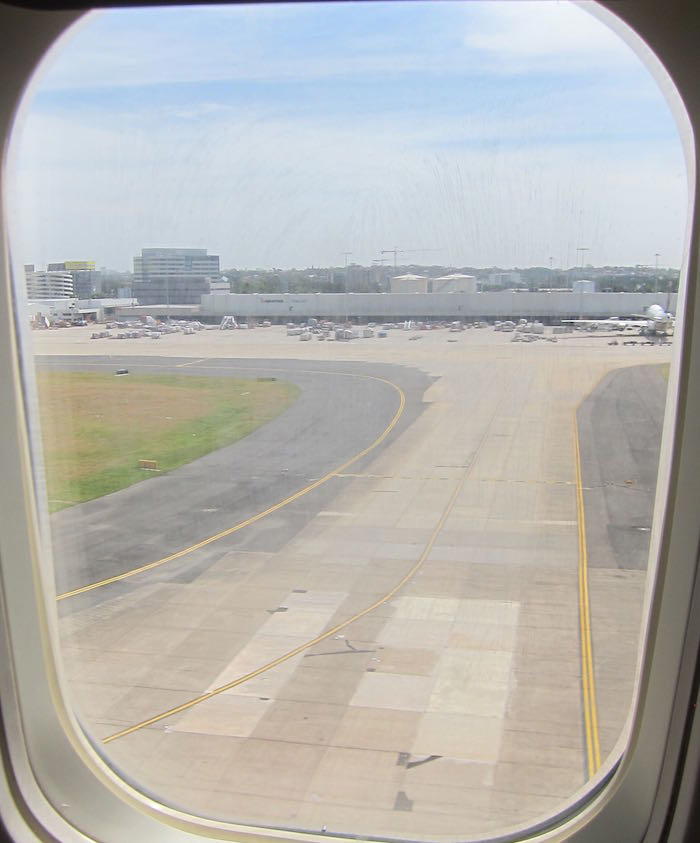 Qantas-737-Business-Class-31
