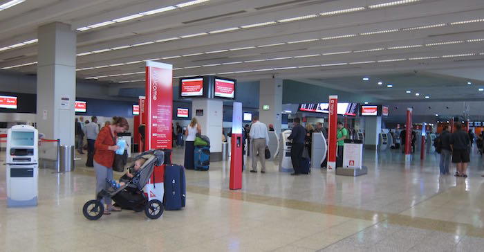 Qantas-Club-Melbourne-Airport-02