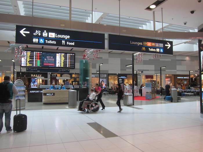 Qantas-First-Lounge-Sydney-08