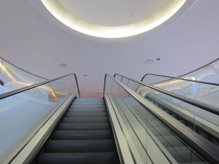 Qantas-First-Lounge-Sydney-14