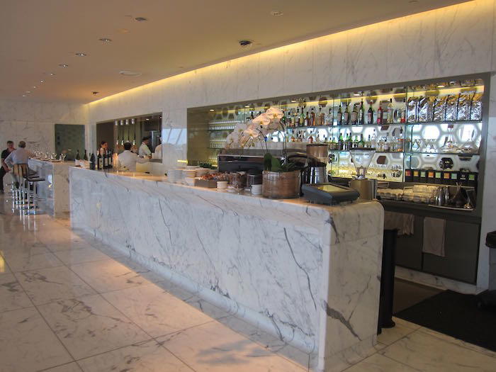 Qantas-First-Lounge-Sydney-36