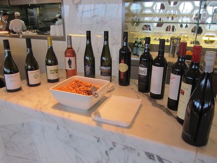 Qantas-First-Lounge-Sydney-37
