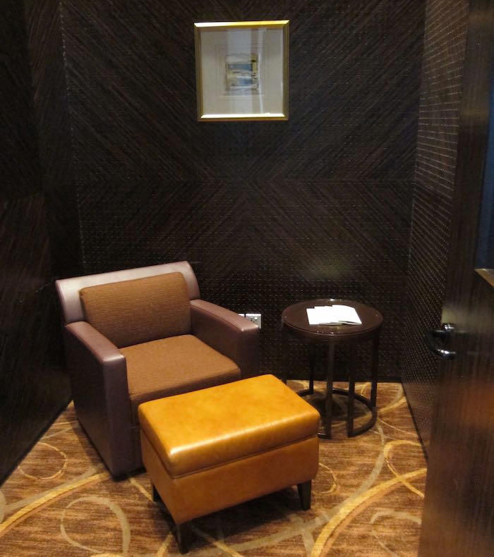 Singapore-Airlines-Private-Room-18
