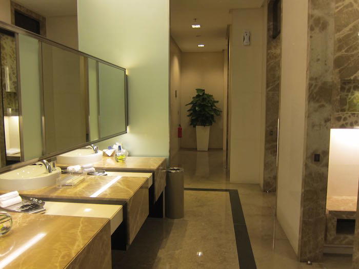Singapore-Airlines-Private-Room-24