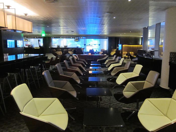 oneworld-lounge-LAX-13
