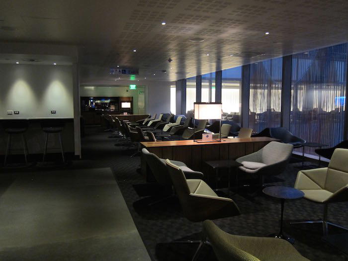 oneworld-lounge-LAX-16