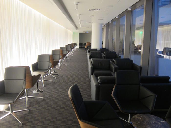 oneworld-lounge-LAX-22