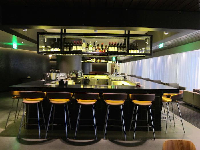 oneworld-lounge-LAX-28