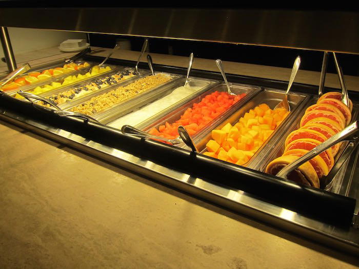 oneworld-lounge-LAX-35