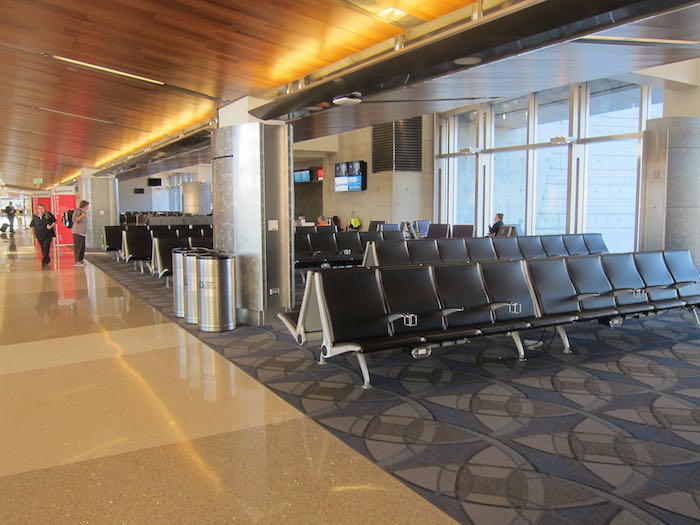 oneworld-lounge-LAX-52