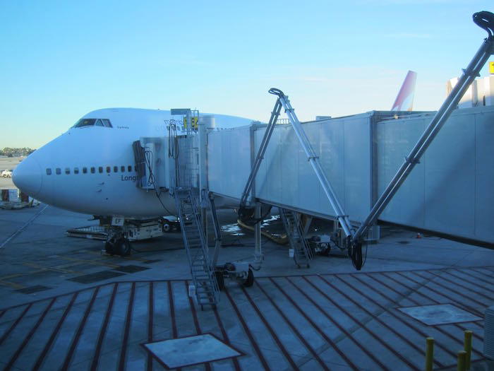oneworld-lounge-LAX-54