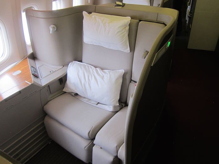 Cathay-Pacific-First-Class-02