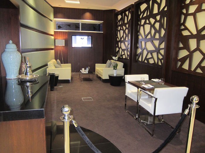 Etihad-Lounge-Abu-Dhabi-16