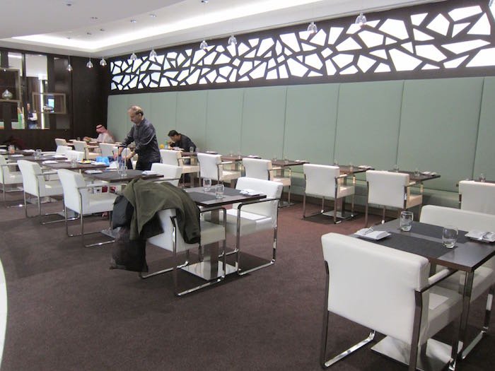 Etihad-Lounge-Abu-Dhabi-20