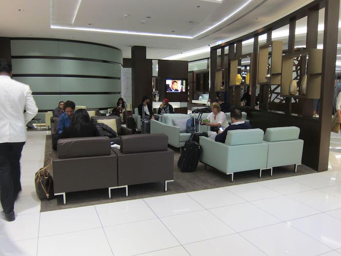 Etihad-Lounge-Abu-Dhabi-23