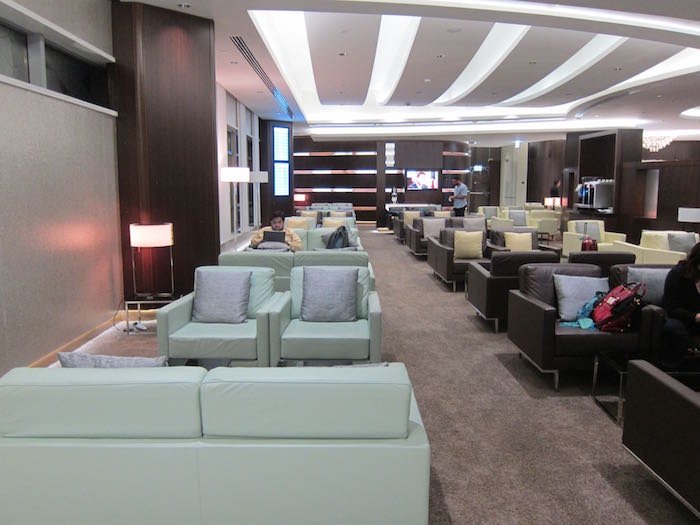 Etihad-Lounge-Abu-Dhabi-26