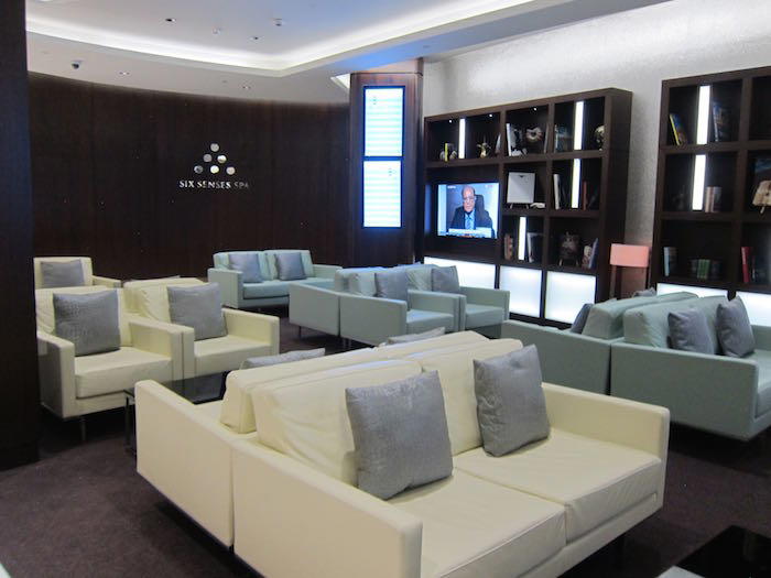 Etihad-Lounge-Abu-Dhabi-27