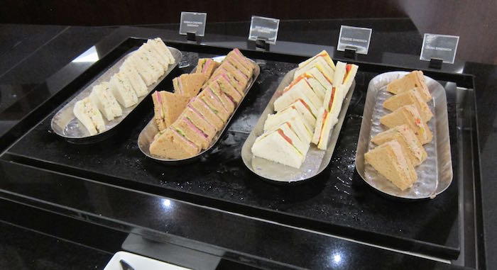 Etihad-Lounge-Abu-Dhabi-48