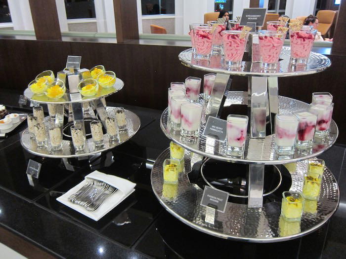 Etihad-Lounge-Abu-Dhabi-49