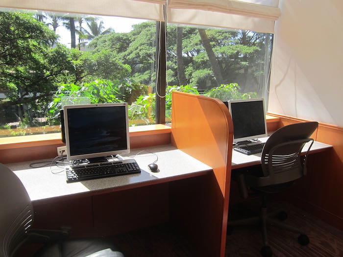Admirals-Club-Honolulu-Airport-28