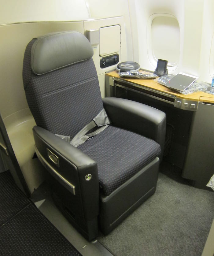 American-First-Class-777-02