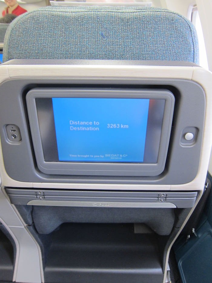 Cathay-Pacific-Business-Class-02