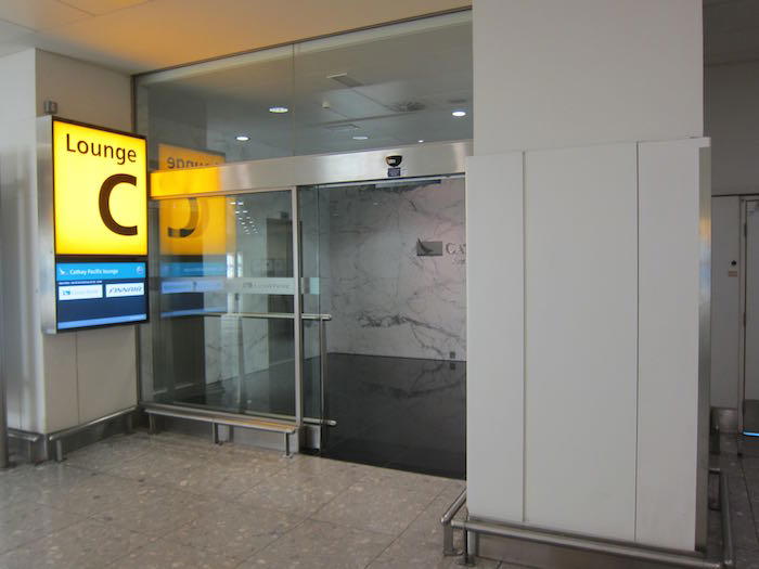 Cathay-Pacific-Lounge-London-01